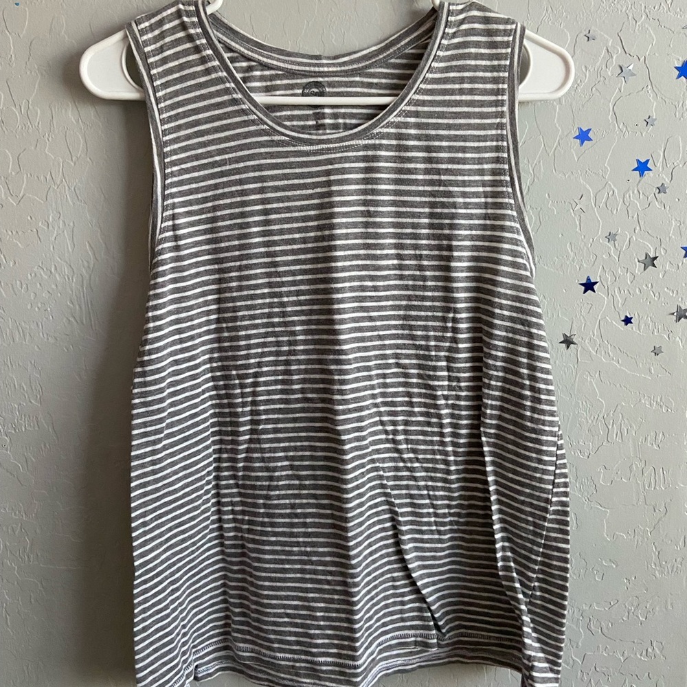 White and gray muscle tank